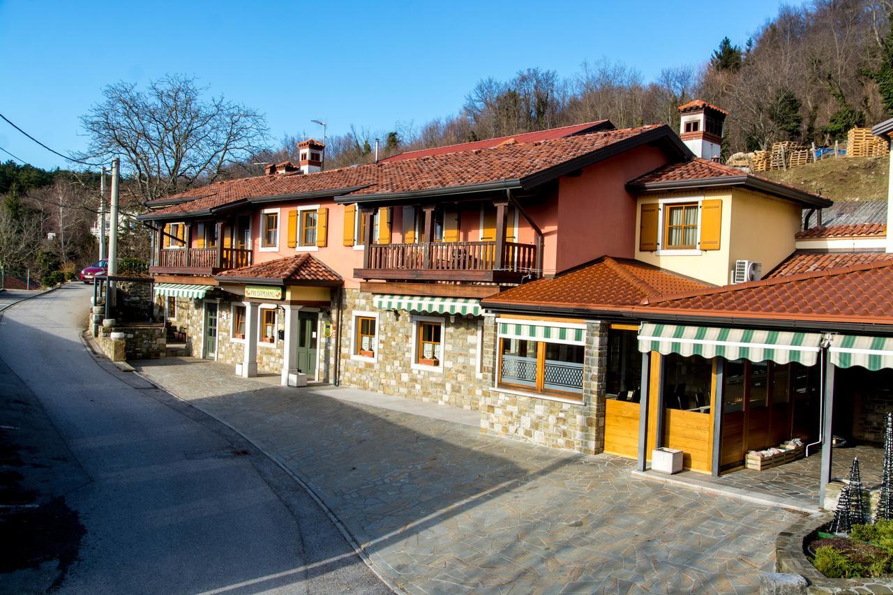 Domacija Pri Damjanu Hotel Kozina Exterior foto